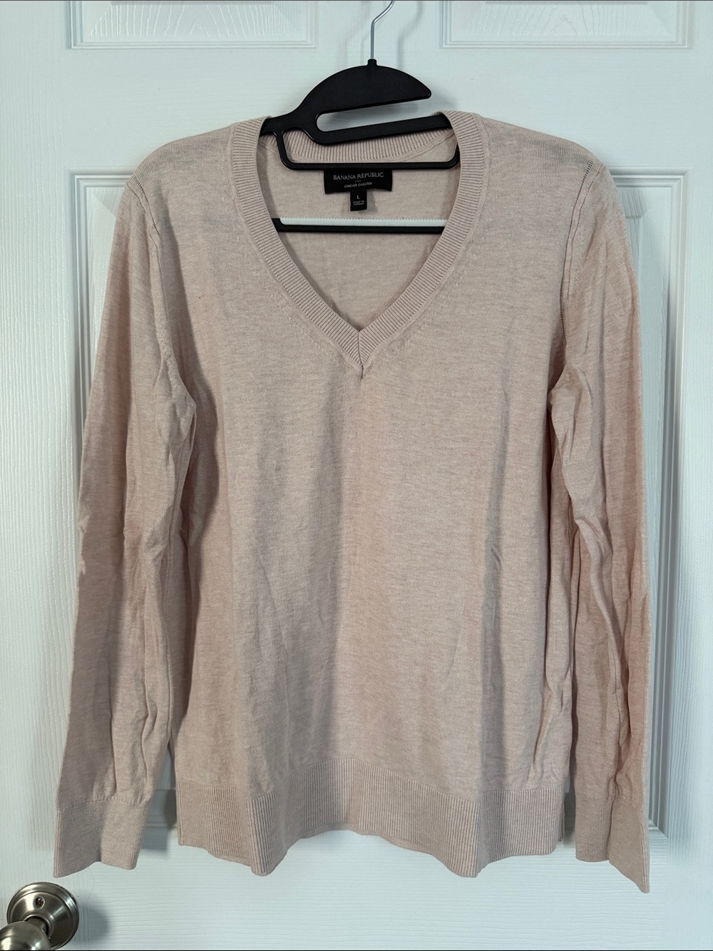 Banana Republic Women's Forever Sweater Pale Blush V-Neck Sweater